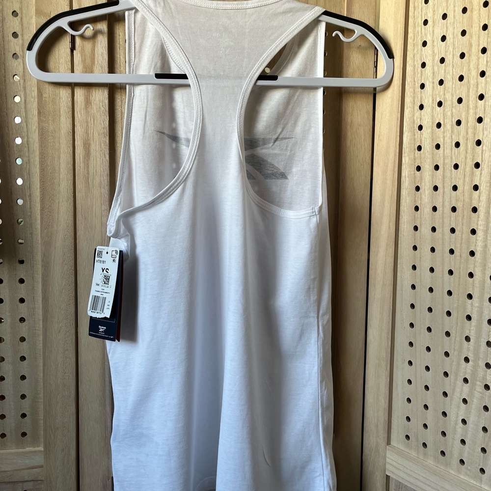 Reebok ~ Razor Back T~shirt - Picture 2 of 6
